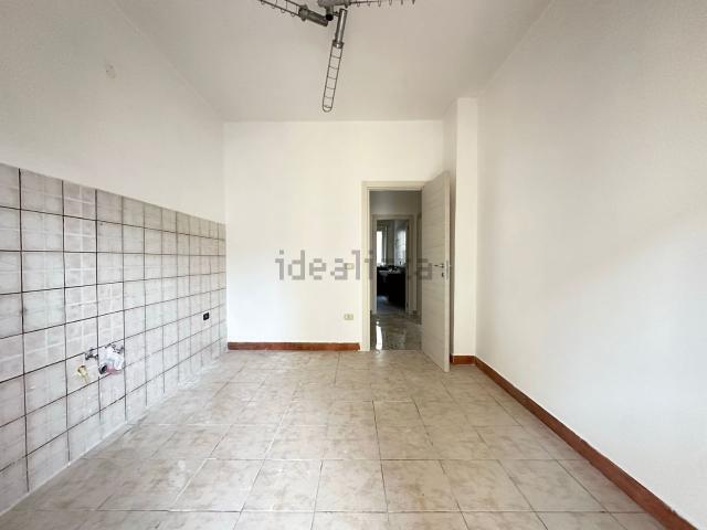 Appartamento in affitto di 95 m² in Via G. Filangieri, 3