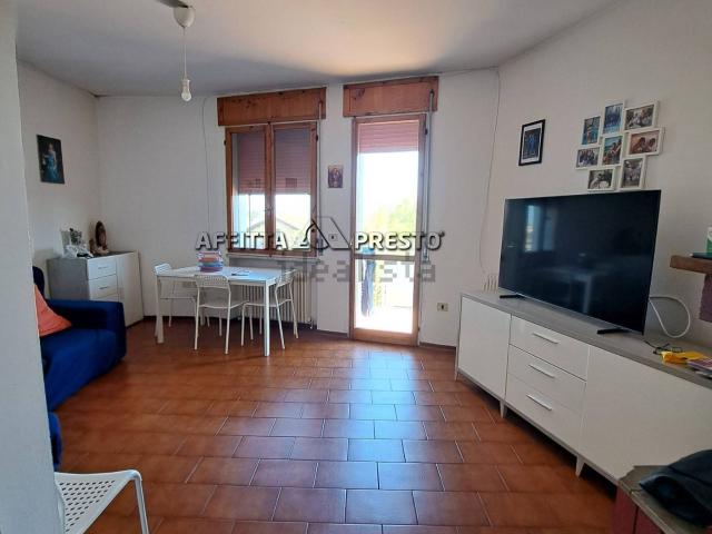 Appartamento in affitto di 95 m² in Via Grazia Deledda