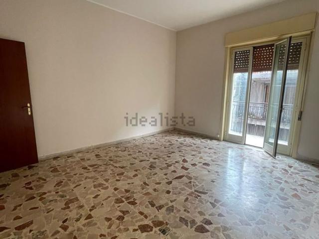 Appartamento in affitto di 95 m² in Via I Retta di Levante