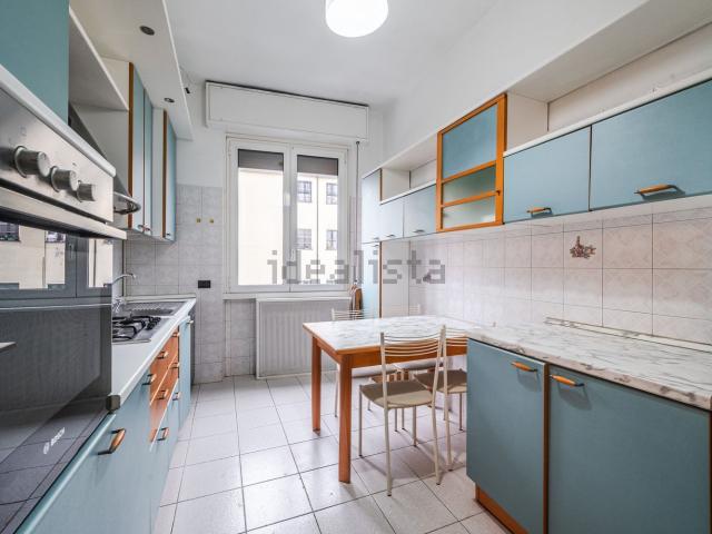 Appartamento in affitto di 95 m² in Via Luigi Ornato, 65