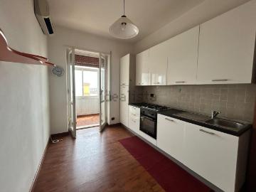 Appartamento in affitto di 95 m² in Via machiavelli, 105