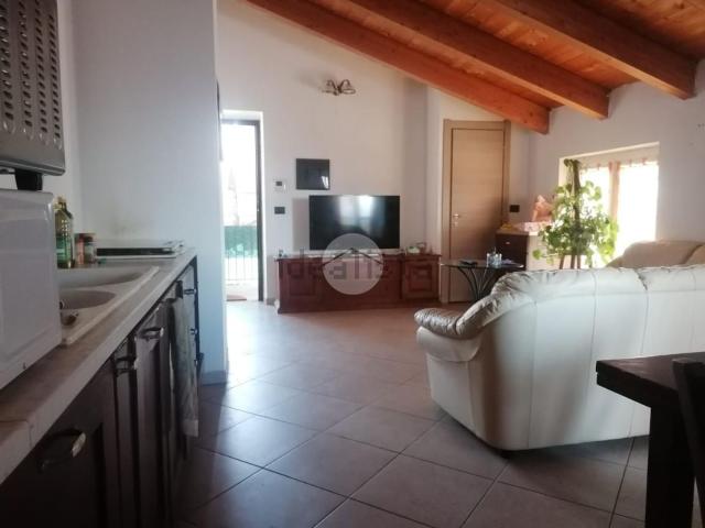 Appartamento in affitto di 95 m² in Via Martiri della Liberazione, 65