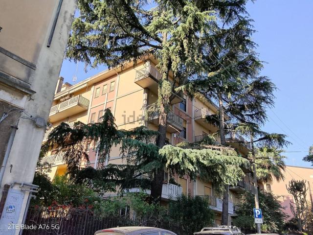 Appartamento in affitto di 100 m² in Via Morosoli
