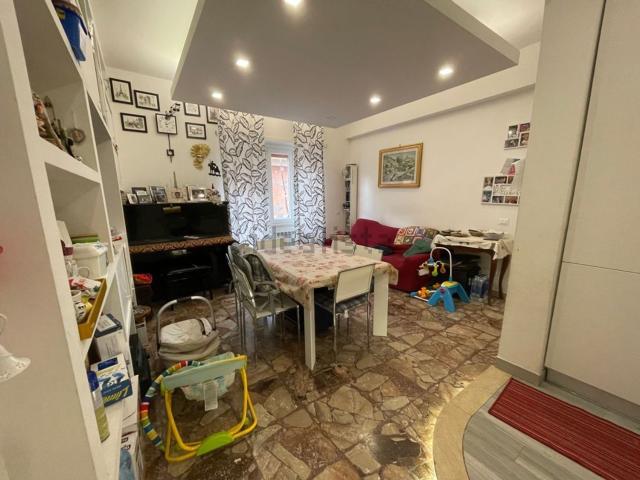 Appartamento in affitto di 95 m² in Via Piero Aloisi, 36