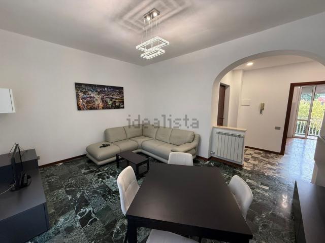 Appartamento in affitto di 95 m² in Via Polano