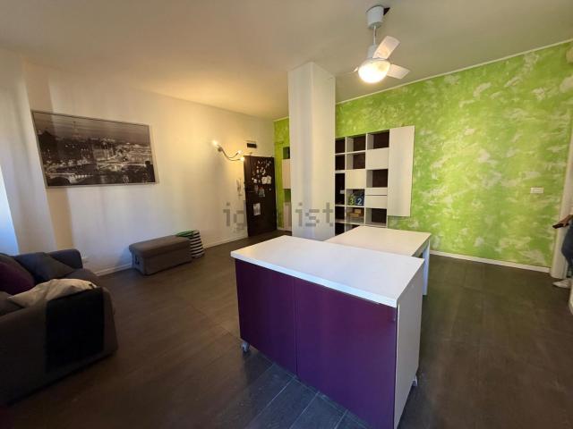 Appartamento in affitto di 95 m² in Via Riva di Reno, 56