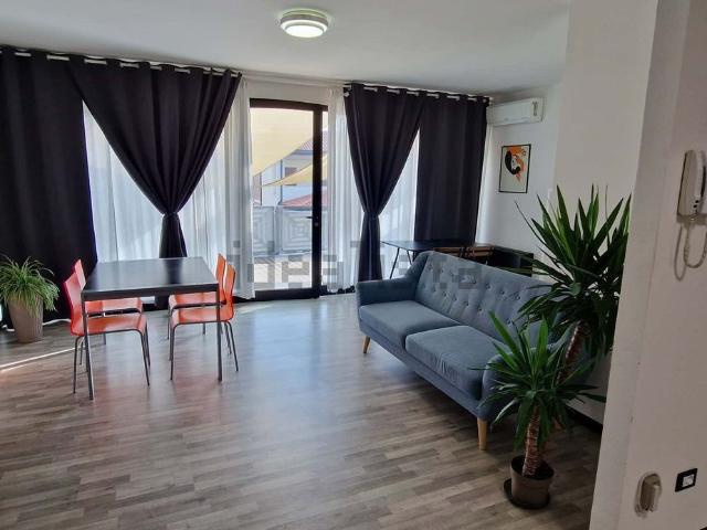 Appartamento in affitto di 95 m² in Via Roma, 388