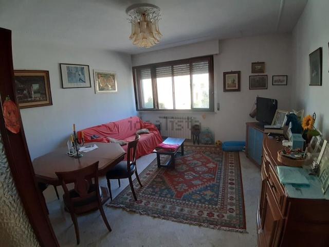 Appartamento in affitto di 95 m² in Via San Donnino, 1