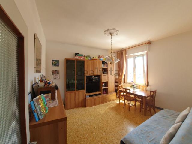 Appartamento in affitto di 95 m² in Via Sabotino zona stazione, 3