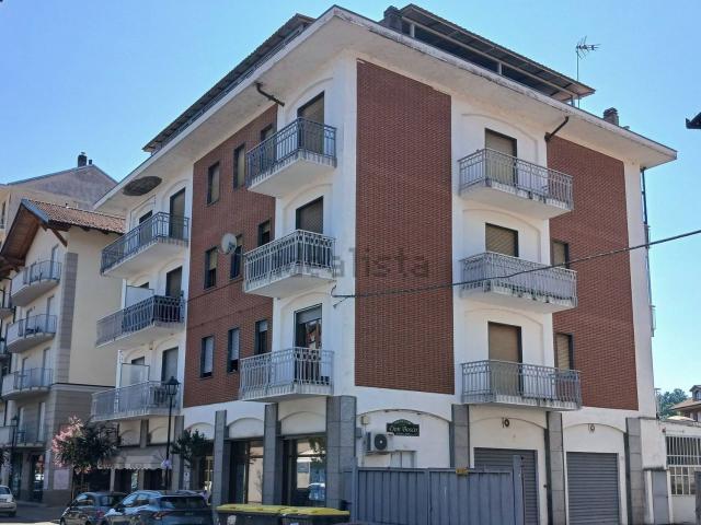Appartamento in affitto di 95 m² in Viale Regina Margherita, 8
