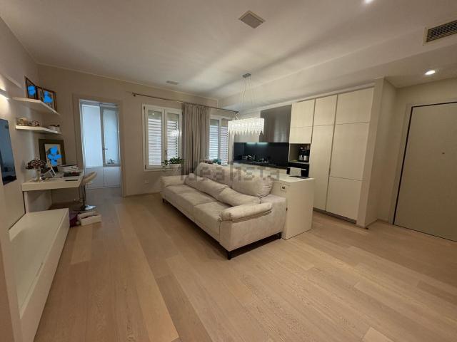 Appartamento in affitto di 96 m² in Piazza Tre Martiri