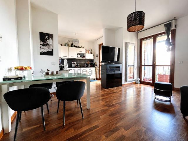 Appartamento in affitto di 96 m² in Piazza matas, 4