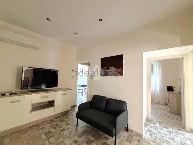Appartamento in affitto di 96 m² in Via del Lagaccio, 11