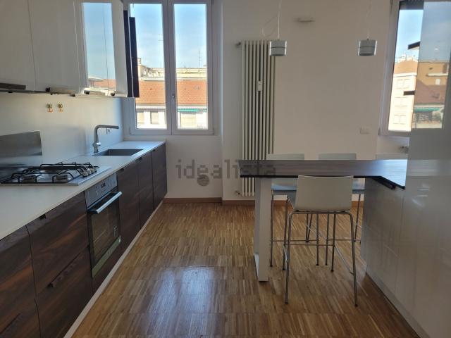 Appartamento in affitto di 96 m² in Via Giulio e Corrado Venini, 14