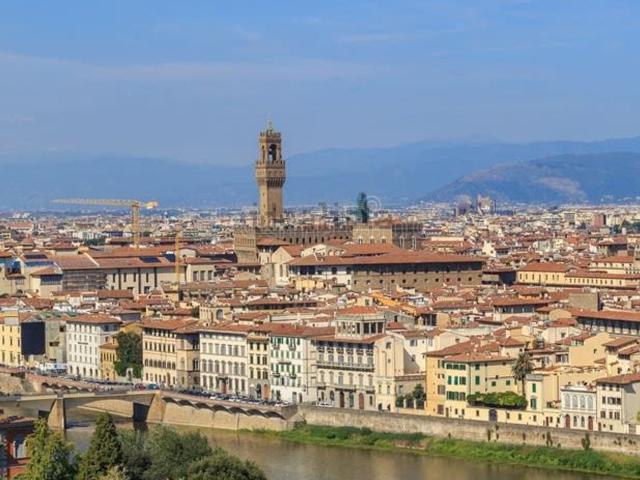 Appartamento in affitto di 96 m² in Via Maggio