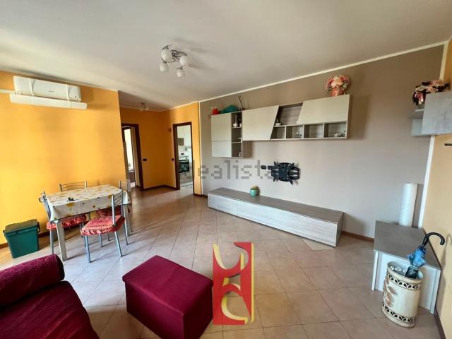 Appartamento in affitto di 96 m² in Via Olona, 17