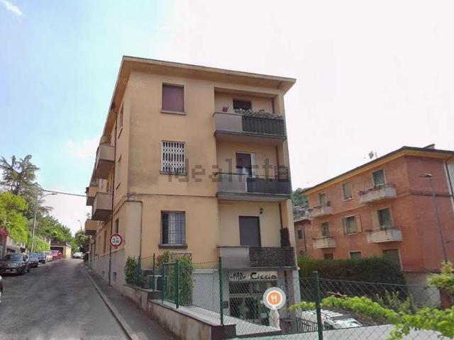 Appartamento in affitto di 96 m² in Via San Vittore, 2