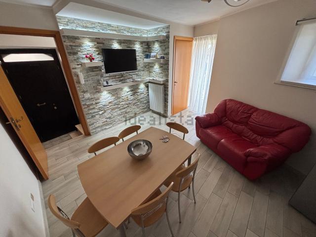 Appartamento in affitto di 98 m² in Vico Campagnale, 24