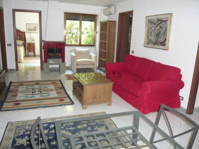 Appartamento in affitto di 98 m² in Via Tiberina