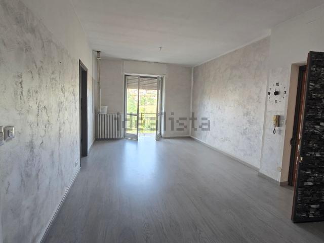Appartamento in affitto di 98 m² in Via XXIV Maggio