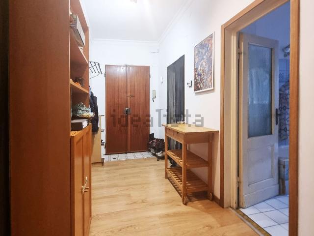 Appartamento in affitto di 98 m² in Via Atto Vannucci, 12