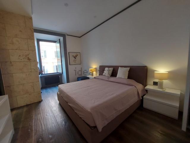 Appartamento in affitto di 98 m² in Via Catone