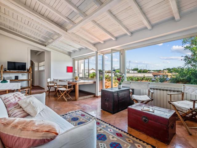 Appartamento in affitto di 98 m² in Via di San Francesco a Ripa, 8