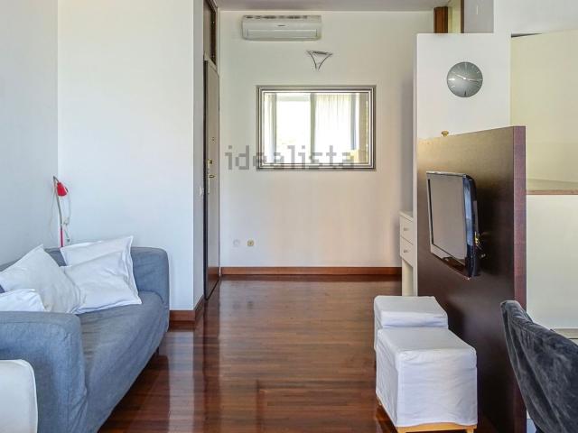 Appartamento in affitto di 98 m² in Via Fratelli Cervi