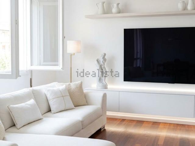 Appartamento in affitto di 98 m² in Via Giovanni d&apos Alemagna