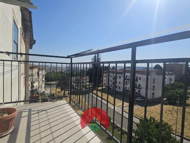 Appartamento in affitto di 98 m² in Viale del Geranio
