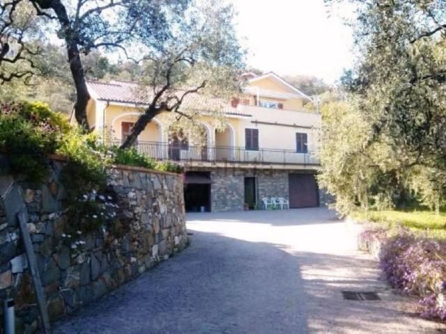 Appartamento in affitto di 98 m²
