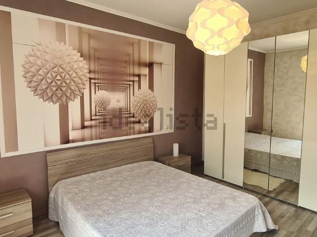 Appartamento in affitto di 99 m² in Via Enrico Chiaradia