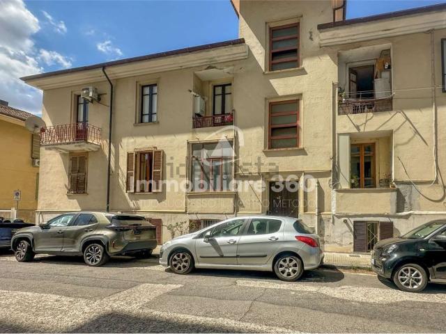 Appartamento in affitto di 99 m² in Via Pasquale Galluppi, 3