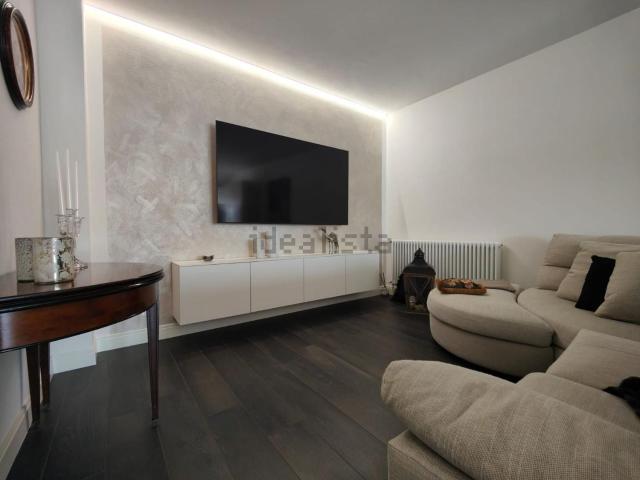 Appartamento in affitto di 99 m² in Via Pianello Val Tidone