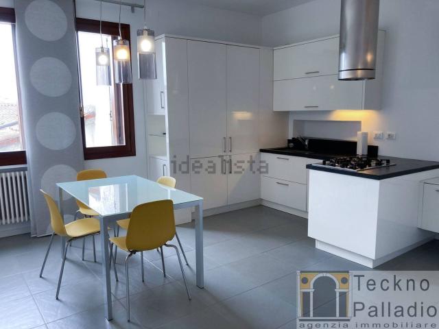 Appartamento in affitto di 99 m²