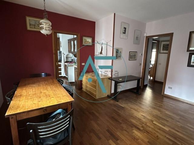 Appartamento in affitto di 100 m²