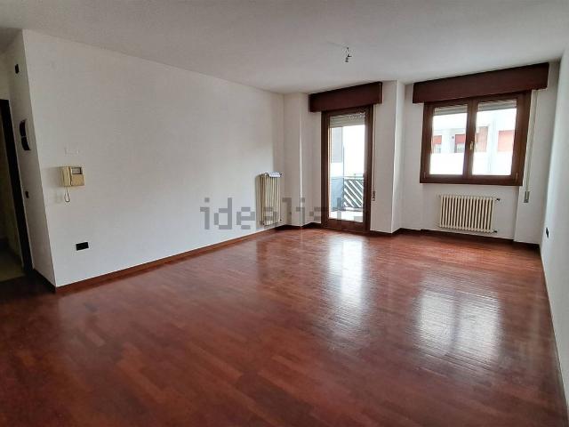 Appartamento in affitto di 100 m²