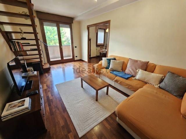 Appartamento in affitto di 100 m²