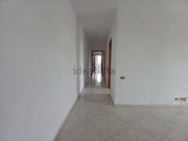 Appartamento in affitto di 100 m² in Via Caudio