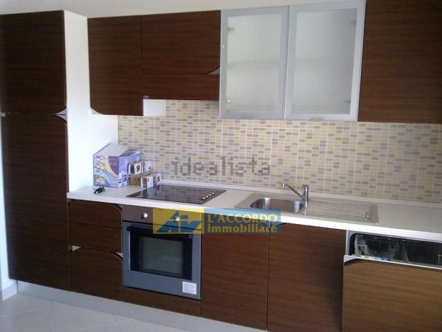 Appartamento in affitto di 100 m² in Via Colle dell&apos Ara