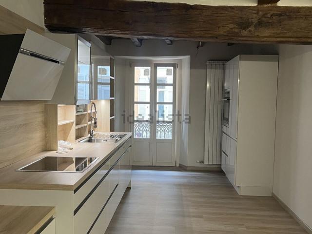 Appartamento in affitto di 100 m² in Via Carlo Sigismondo Leutrum, 3