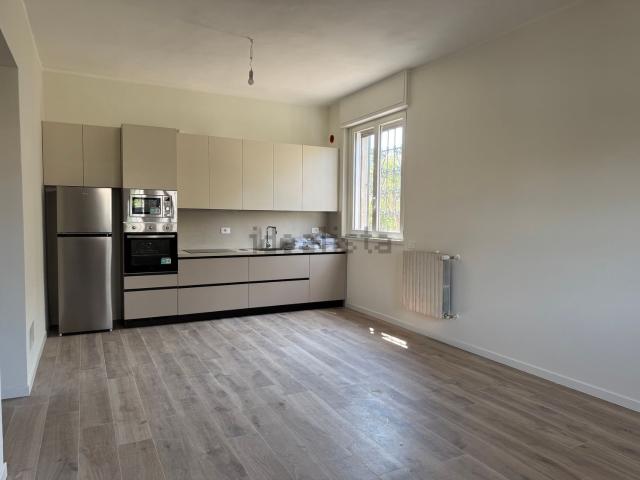 Appartamento in affitto di 100 m² in Via Cremona