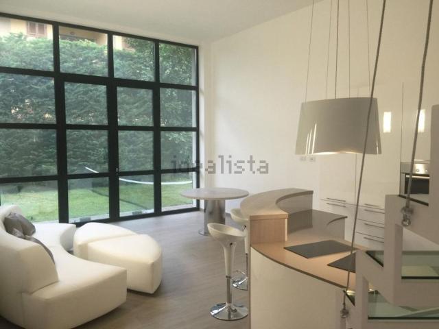 Appartamento in affitto di 100 m² in Via A. Mantegna, 30