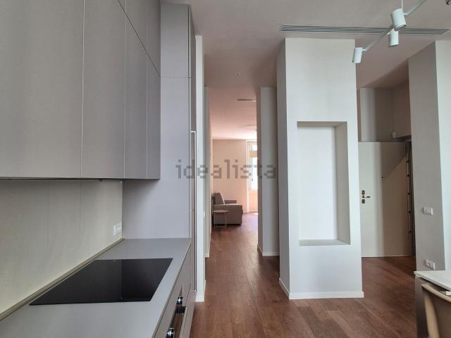 Appartamento in affitto di 100 m² in Via Adelaide Ristori