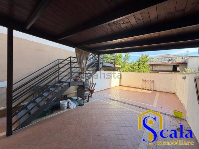 Appartamento in affitto di 100 m² in Via Albana
