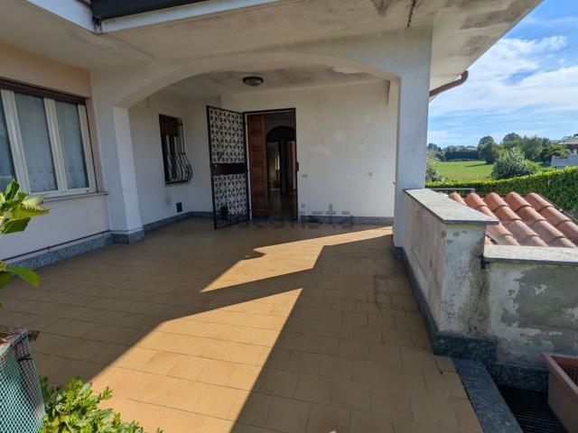 Appartamento in affitto di 100 m² in Via Aronco