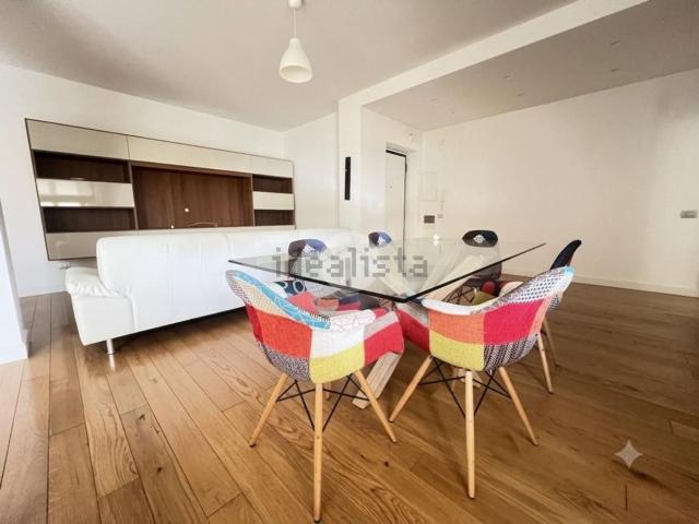 Appartamento in affitto di 100 m² in Via Benedetto Croce, 127