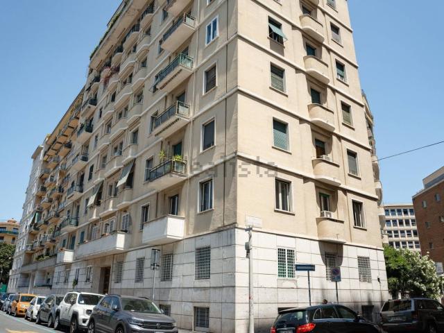 Appartamento in affitto di 100 m² in Via Giunio Bazzoni, 3