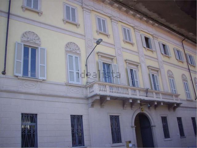 Appartamento in affitto di 100 m² in Via Giuseppe Garibaldi
