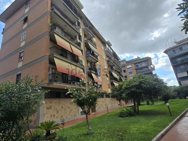 Appartamento in affitto di 100 m² in Via Giuseppe Giusti, 29